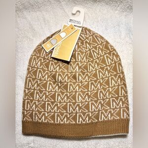 Michael Kors reversible Tan Logo Beanie